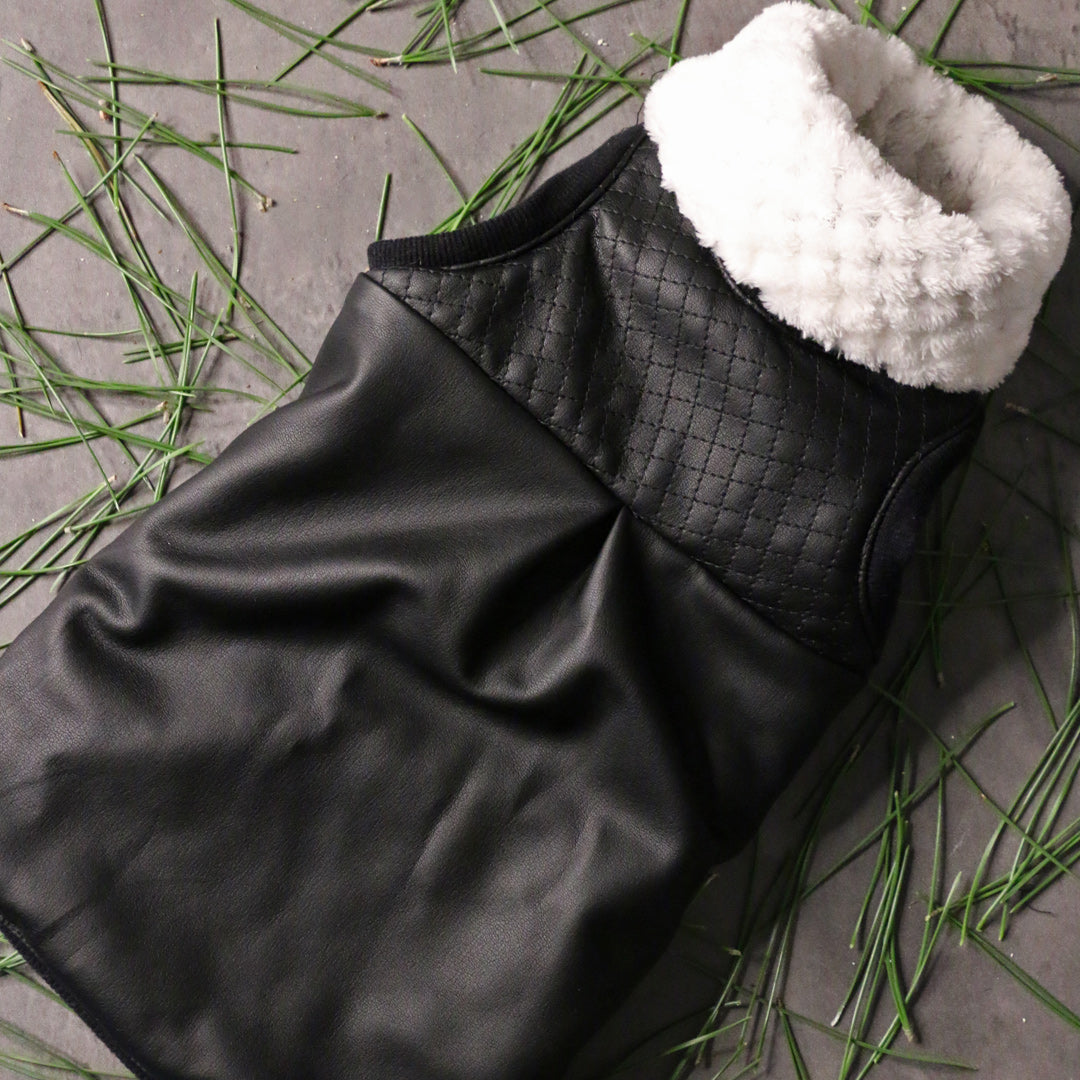 PLEASURE VEST