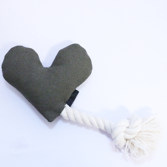 HEART ROPE TOY