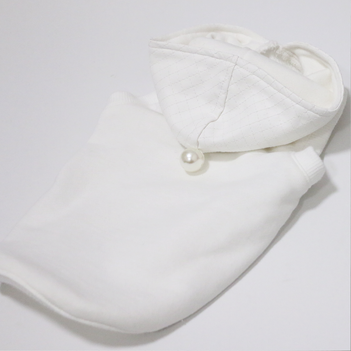 QUILTED HOOD PEARL TANK